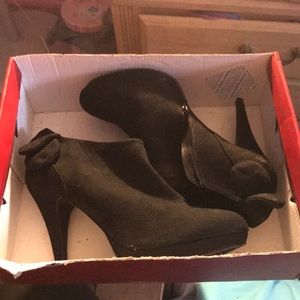 Black heels